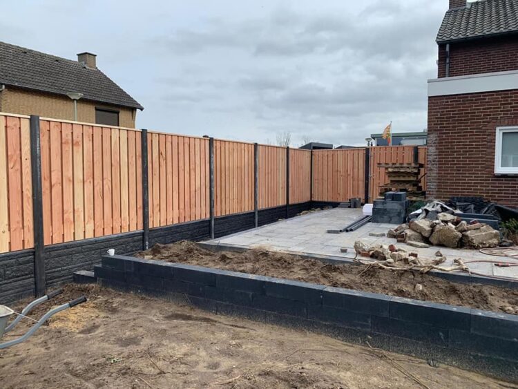 Schutting van de buren